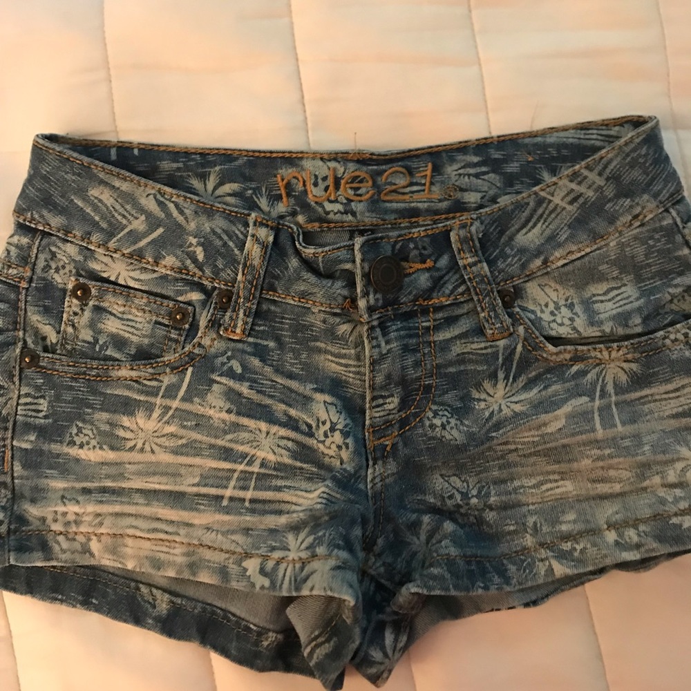 Palm Tree shorts